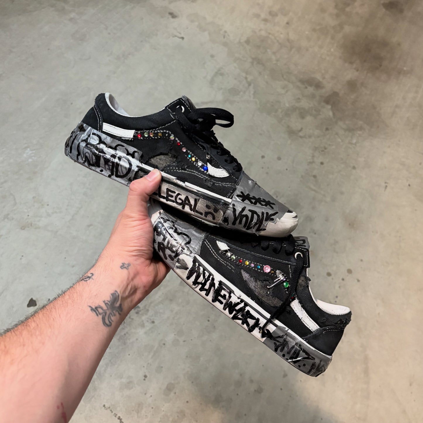 JUNKYARD OLD SKOOL VANS